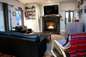 Lily Glacier Suite - RARE Downtown Location